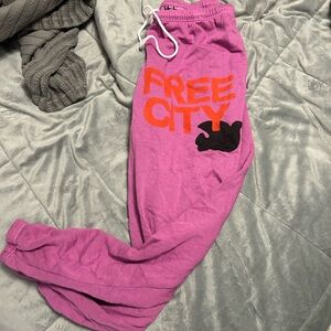 Freecity sweatpants